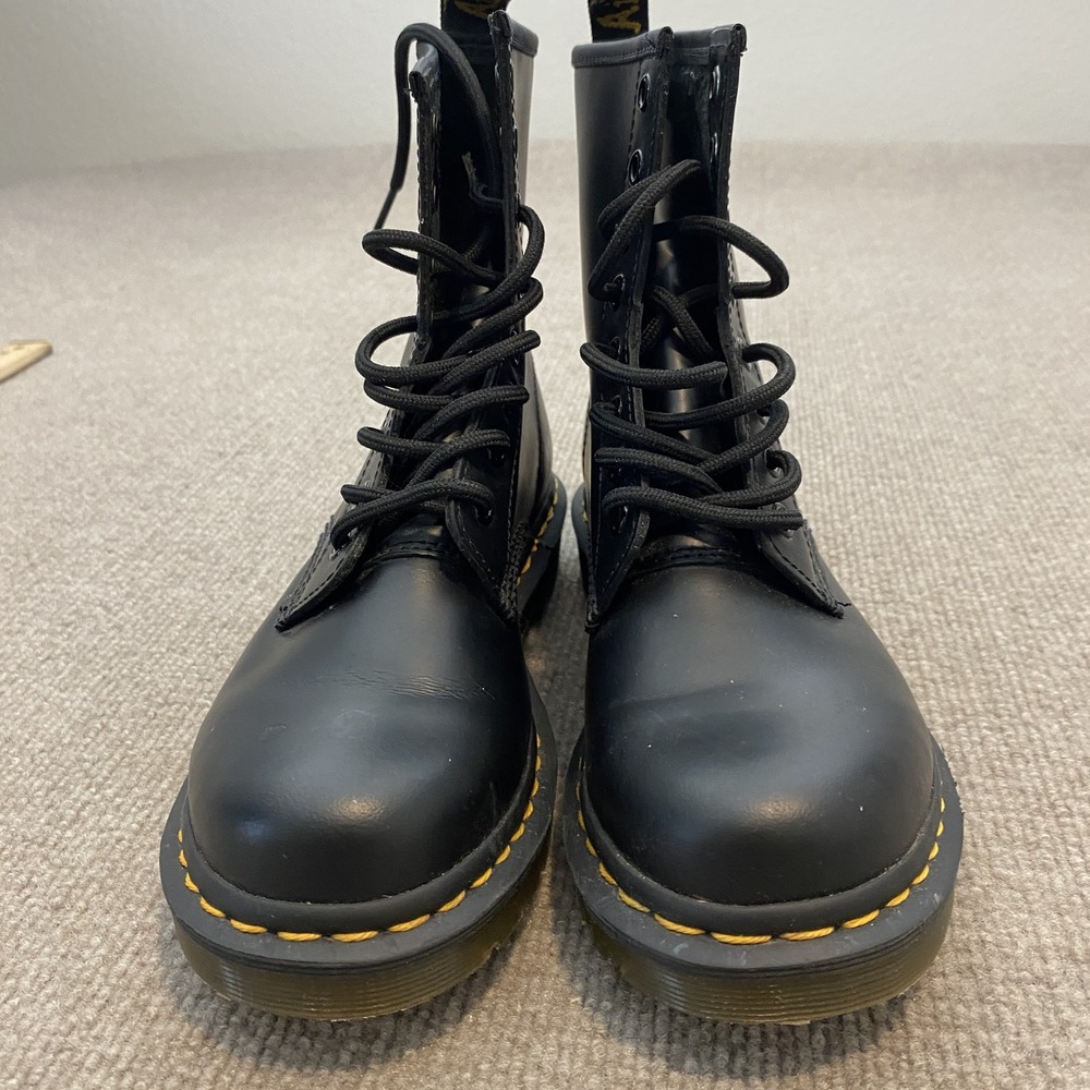 Dr. Martens 1460 W Boots Womens Size 6 Black Leather Ankle Combat Lace Up Grunge - Picture 4 of 10